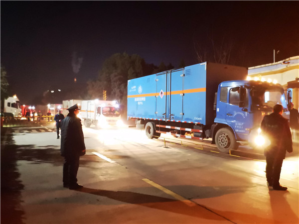 4陕西yh818银河集团省危废处置惩罚中心包管全省80余家医疗单位危废处置惩罚.jpg