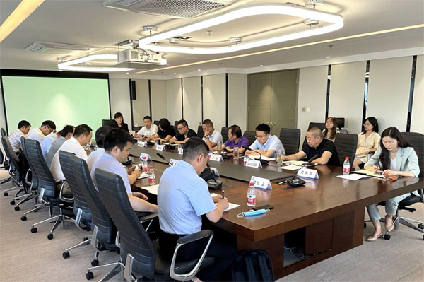 陕西yh818银河集团与西安正合再生能源有限责任公司交流座谈.jpg